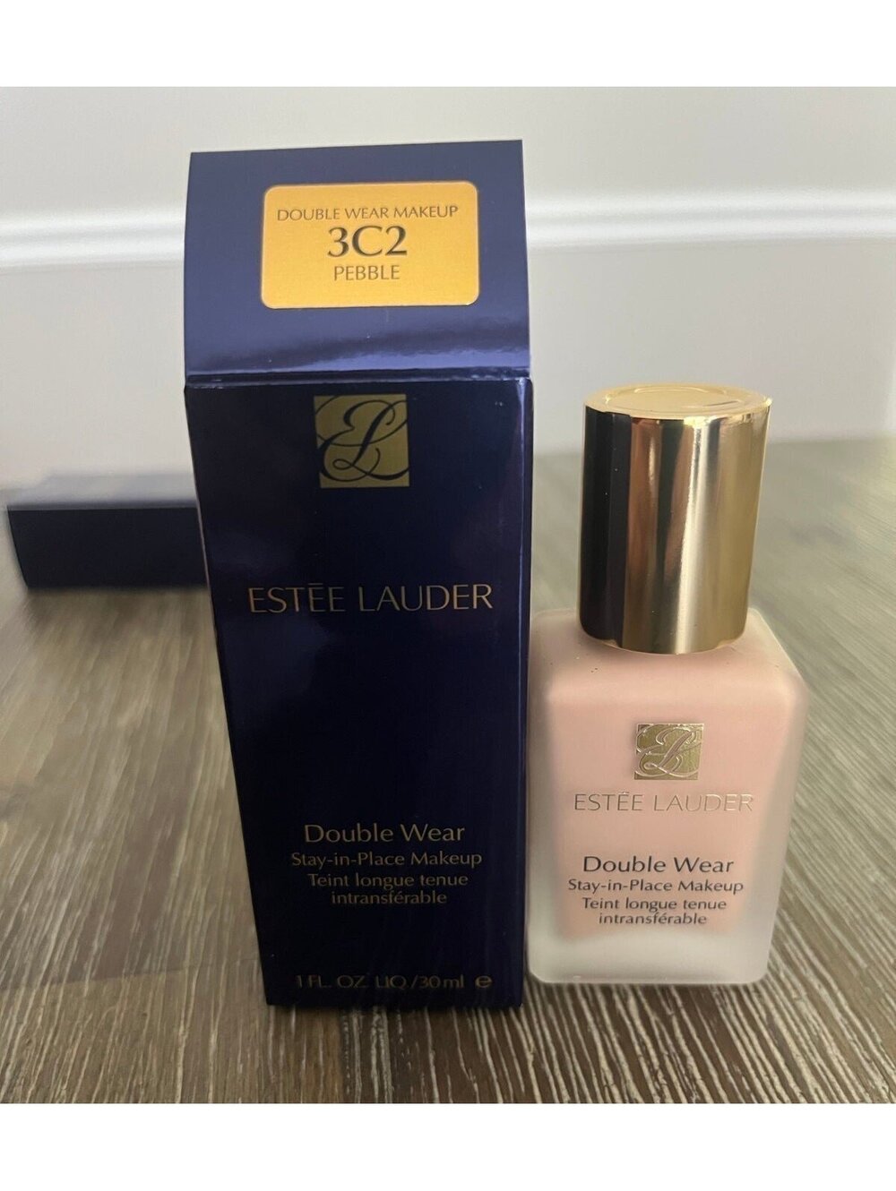 Old version!  Estee Lauder 3C2 Double Wear Foundation